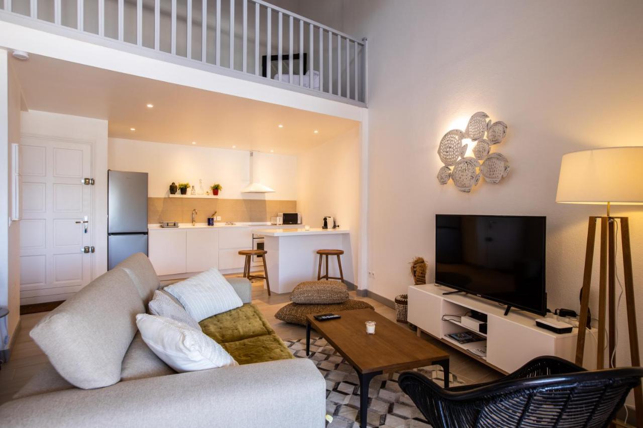 Stunning New Apartment With View Of Orient Bay Quarter of Orleans Eksteriør billede
