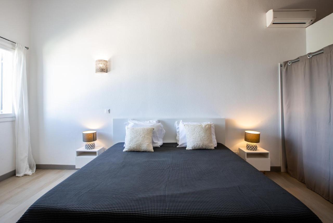 Stunning New Apartment With View Of Orient Bay Quarter of Orleans Eksteriør billede